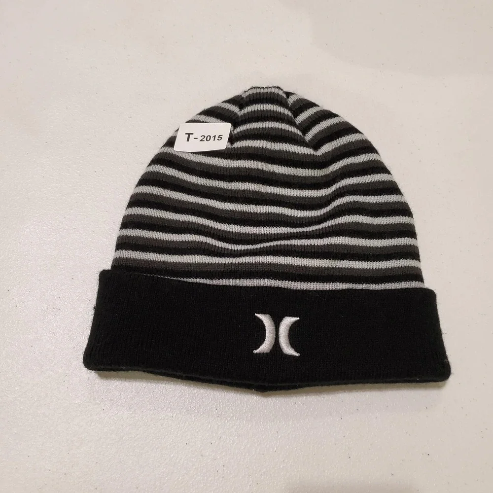 Hurley Boys Hat One Size Black White Striped Beanie Logo Embroidered Cuff Youth‎